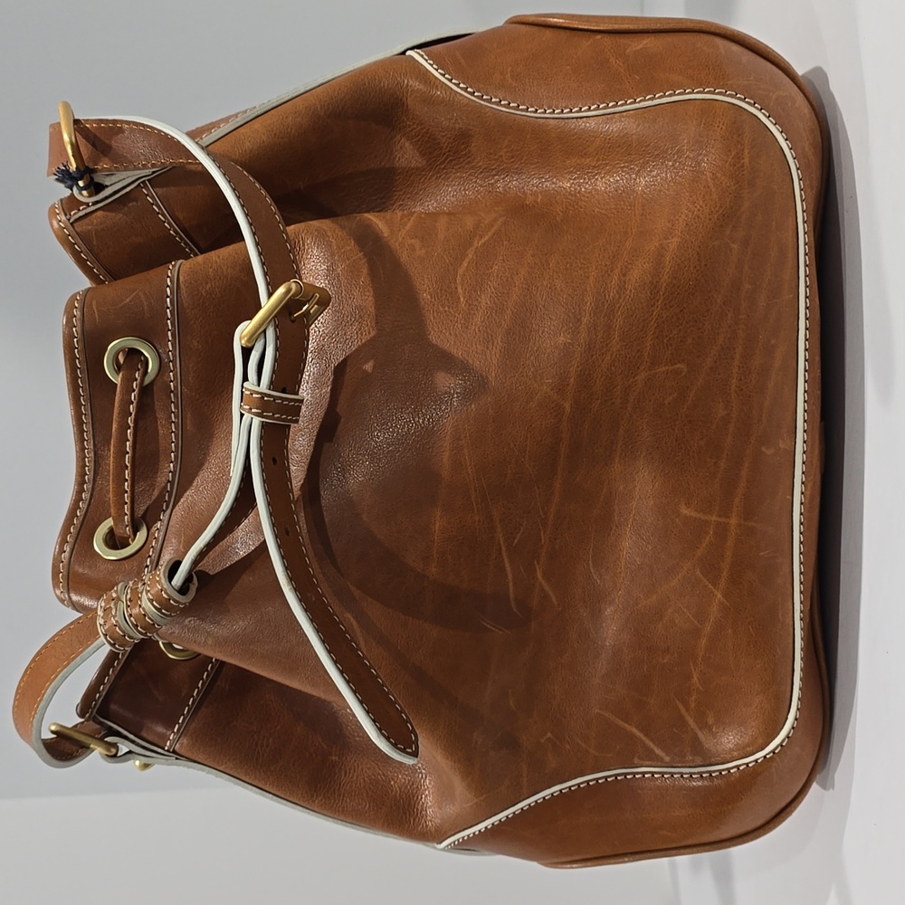 NWT â
Dooney & Bourke Florentini Natural Leather Drawstring Bag ⨠New with Tags - Picture 10 of 16
